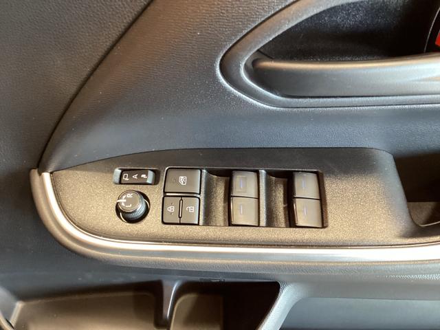 ヴォクシー Ｓ－Ｇ　ＥＴＣ　バックカメラ　ナビ　オートクルーズコントロール　レーンアシスト　衝突被害軽減システム　両側電動スライドドア　オートマチックハイビーム　オートライト　ＬＥＤヘッドランプ（37枚目）