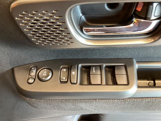 Ｎ－ＢＯＸカスタム ベースグレード　バックカメラ　両側スライド・片側電動　クリアランスソナー　オートクルーズコントロール　レーンアシスト　衝突被害軽減システム　オートライト　ＬＥＤヘッドランプ　スマートキー　アイドリングストップ（14枚目）