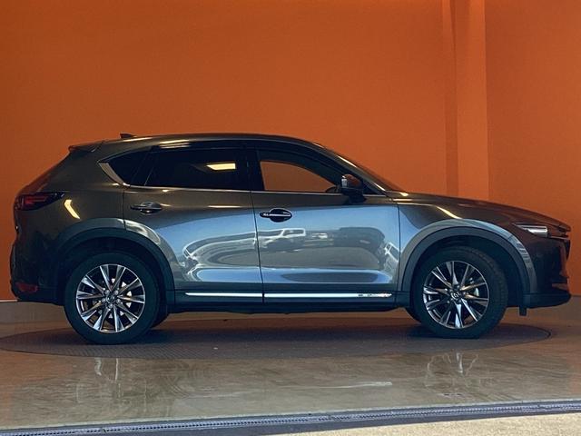 ＣＸ－５ ＸＤ　エクスクルーシブモード　４ＷＤ　ドライブレコーダー　ＥＴＣ　全周囲カメラ　クリアランスソナー　オートクルーズコントロール　レーンアシスト　衝突被害軽減システム　サンルーフ　ナビ　ＴＶ　ＬＥＤヘッドランプ　電動リアゲート（17枚目）