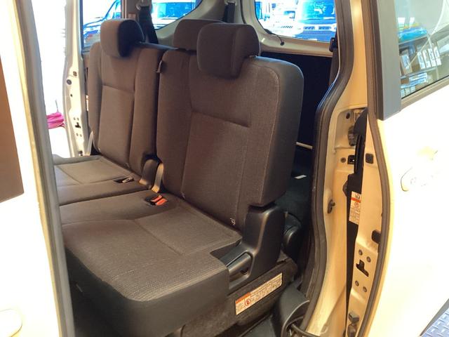 シエンタ Ｘ　ＥＴＣ　全周囲カメラ　ナビ　ＴＶ　クリアランスソナー　レーンアシスト　衝突被害軽減システム　両側スライド・片側電動　オートマチックハイビーム　スマートキー　アイドリングストップ（36枚目）