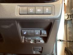 �����ȥޥ��å��ϥ��ӡ������Լ֤��и��֤Υ饤�Ȥ�ǧ�������ϥ��ӡ���ȥ����ӡ����ư���ڤ��ؤ��뵡ǽ�Ǥ����� 4