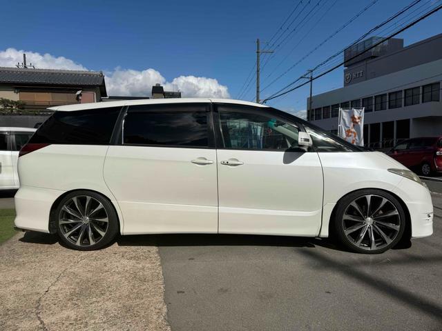 エスティマ アエラス　ＥＴＣ　バックカメラ　ナビ　ＴＶ　両側電動スライドドア　オートライト　ＨＩＤ　スマートキー　電動格納ミラー　３列シート　ウォークスルー　オットマン　ＣＶＴ　アルミホイール　盗難防止システム（14枚目）