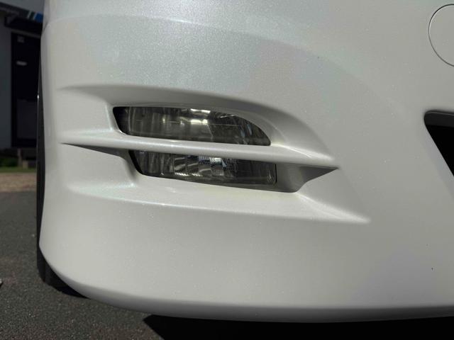 エスティマ アエラス　ＥＴＣ　バックカメラ　ナビ　ＴＶ　両側電動スライドドア　オートライト　ＨＩＤ　スマートキー　電動格納ミラー　３列シート　ウォークスルー　オットマン　ＣＶＴ　アルミホイール　盗難防止システム（26枚目）