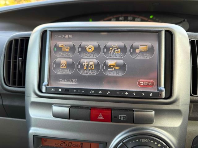 タント Ｇ　ＥＴＣ　電動スライドドア　ナビ　ＴＶ　スマートキー　電動格納ミラー　ベンチシート　ＣＶＴ　盗難防止システム　ＡＢＳ　ＣＤ　ＤＶＤ再生　ＵＳＢ　アルミホイール　衝突安全ボディ　エアコン（5枚目）