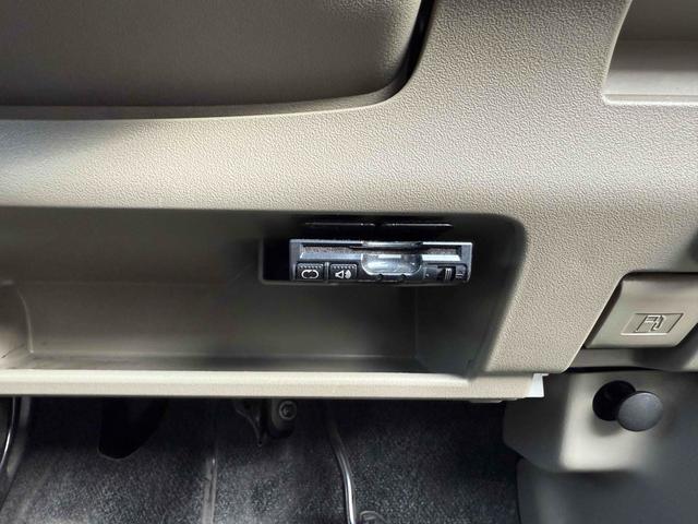 タント Ｇ　ＥＴＣ　電動スライドドア　ナビ　ＴＶ　スマートキー　電動格納ミラー　ベンチシート　ＣＶＴ　盗難防止システム　ＡＢＳ　ＣＤ　ＤＶＤ再生　ＵＳＢ　アルミホイール　衝突安全ボディ　エアコン（10枚目）