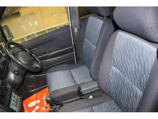 ムーヴ カスタムターボM4 5速MT 4WD HDDナビ アルミ(14枚目)