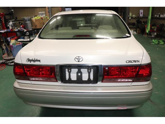 クラウン ロイヤルエクストラリミテッド　ワンオーナー　走行２１０００キロ　禁煙車　キーレス　パワーシート　ロイヤルサウンドシステム（24枚目）