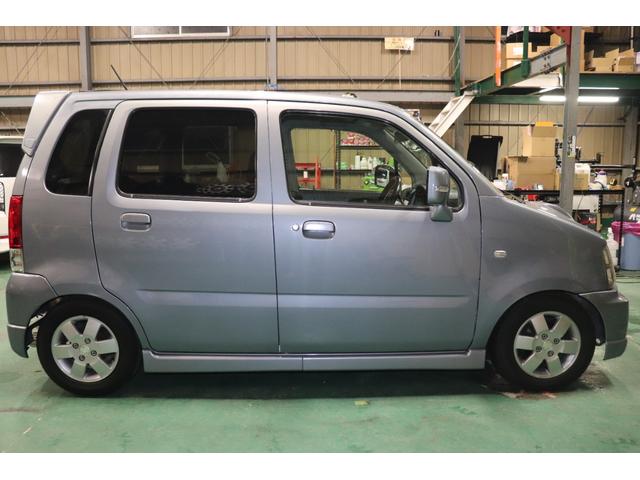 ワゴンＲ ＲＲ－ＳＷＴ　ターボ　ナビ　キーレス　ＨＩＤ　アルミ　タイミングチェーン（24枚目）