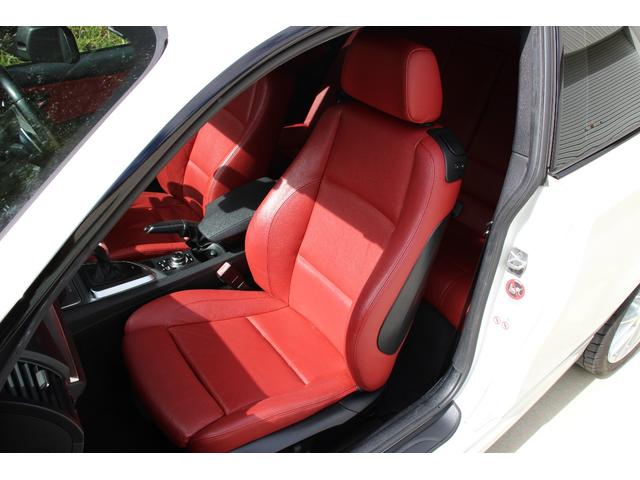 １シリーズ １３５ｉ　後期　サンルーフ　赤革シート　Ｍスポーツ　Ｐｅｒｆｏｒｍａｎｃｅブレーキシステム　ＨＤＤナビ　ハーマンカードンサウンドシステム　ワーク製１８インチアルミホイール　シートヒーター　トランクスポイラー（62枚目）