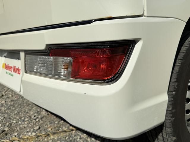 ハイゼットカーゴ スペシャルSAIII アイドリングストップ、LEDヘッドライトH4タイプ、荷室照明(20枚目)