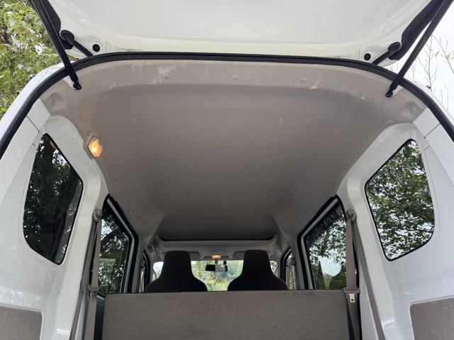 NV100クリッパーバン DX GLパッケージ ハイルーフ 日産純正ナビ、バックカメラ、ETC2.0、走行10万キロ以下(12枚目)