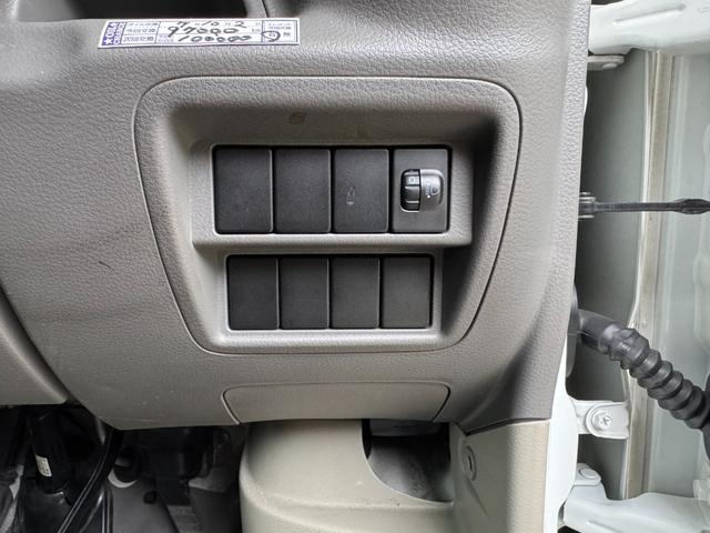 NV100クリッパーバン DX GLパッケージ ハイルーフ 日産純正ナビ、バックカメラ、ETC2.0、走行10万キロ以下(41枚目)