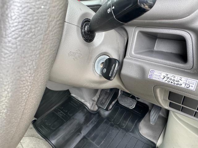 NV100クリッパーバン DX GLパッケージ ハイルーフ 日産純正ナビ、バックカメラ、ETC2.0、走行10万キロ以下(42枚目)