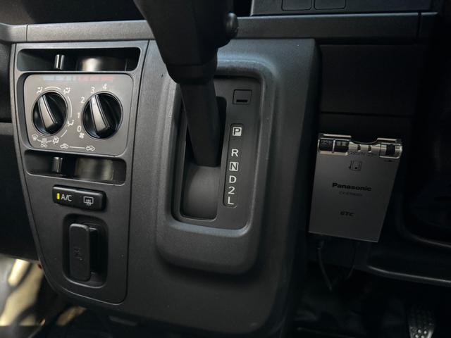 ハイゼットカーゴ ＤＸ　ＳＡＩＩＩ　ナビ、ＥＴＣ、フォグランプ、ドラレコ　インナーミラー型、ＬＥＤヘッドライトＨ４型、（11枚目）