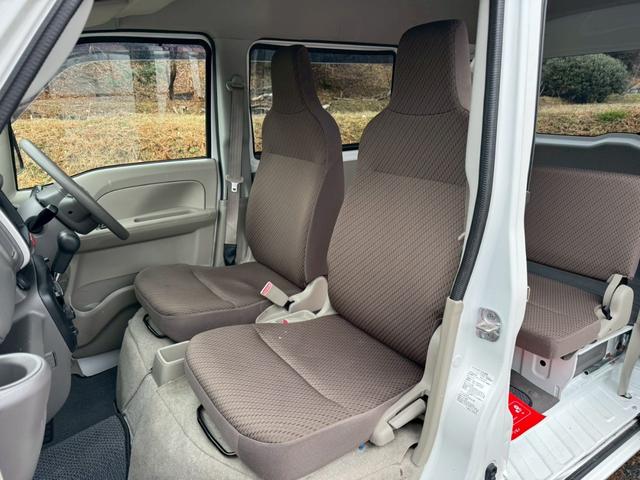 エブリイ ＰＣ　パワーウィンドウ、キーレス、ナビ、バックモニター、ＥＴＣ、Ｂｌｕｅｔｏｏｔｈ（11枚目）