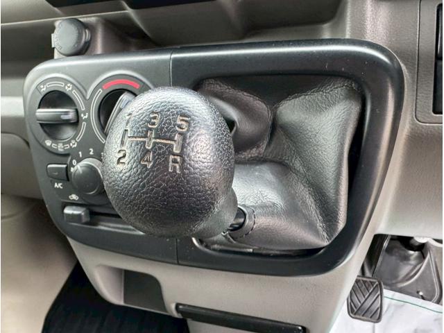 スクラム ＰＡ　５ＭＴ　ルーフラック　天井ラック　ＥＴＣ　ヨコハマジオランダーＭ／Ｔ　バンパーチッピング塗装（11枚目）