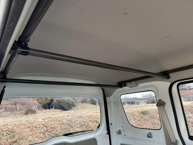 スクラム ＰＡ　５ＭＴ　ルーフラック　天井ラック　ＥＴＣ　ヨコハマジオランダーＭ／Ｔ　バンパーチッピング塗装（69枚目）