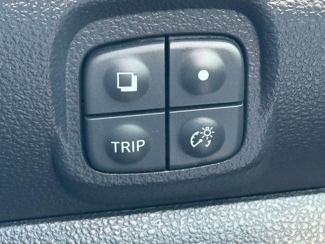 NISSAN LEAF X(30KWH)