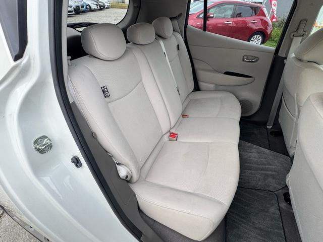 NISSAN LEAF X(30KWH)