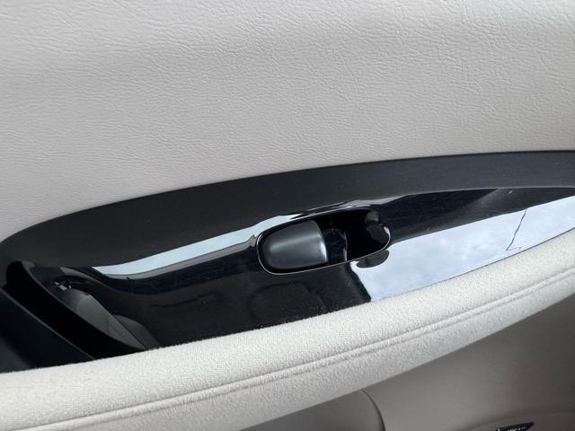 NISSAN LEAF X(30KWH)