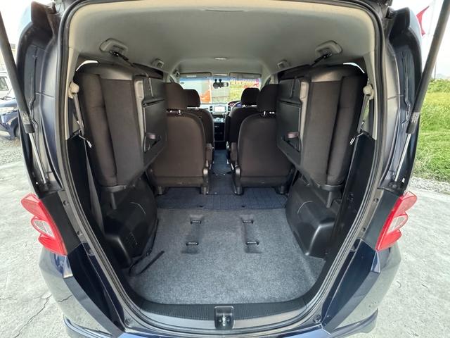 フリード G エアロ バックカメラ/ドライブレコーダー/ETC/キーレス/Bluetooth/ABS/7人乗り/HID/HDDナビ/アルミホイール/左パワースライドドア/オートライト/ステアリングスイッチ/衝突安全ボディー(15枚目)