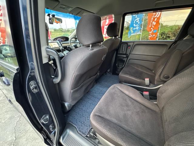 フリード G エアロ バックカメラ/ドライブレコーダー/ETC/キーレス/Bluetooth/ABS/7人乗り/HID/HDDナビ/アルミホイール/左パワースライドドア/オートライト/ステアリングスイッチ/衝突安全ボディー(41枚目)