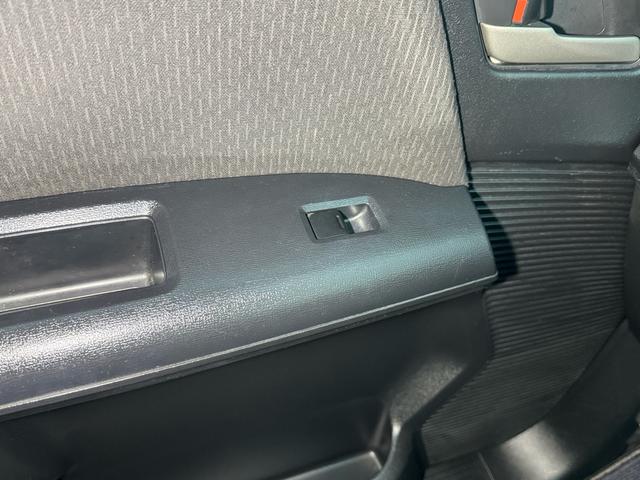 フリード G エアロ バックカメラ/ドライブレコーダー/ETC/キーレス/Bluetooth/ABS/7人乗り/HID/HDDナビ/アルミホイール/左パワースライドドア/オートライト/ステアリングスイッチ/衝突安全ボディー(47枚目)