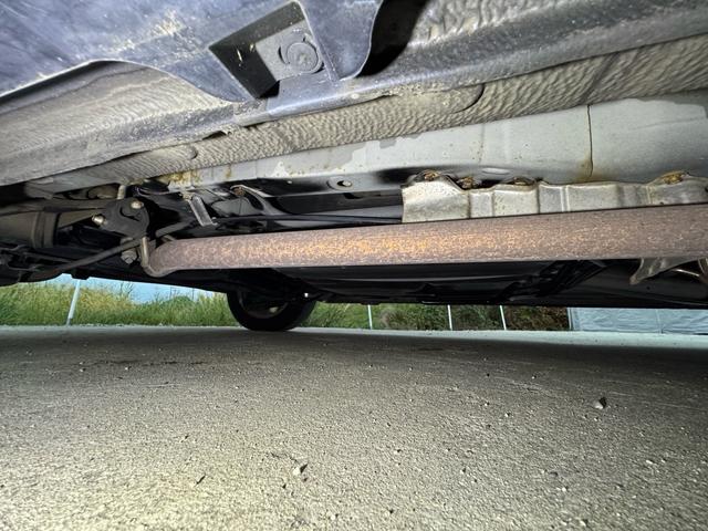 フリード G エアロ バックカメラ/ドライブレコーダー/ETC/キーレス/Bluetooth/ABS/7人乗り/HID/HDDナビ/アルミホイール/左パワースライドドア/オートライト/ステアリングスイッチ/衝突安全ボディー(62枚目)