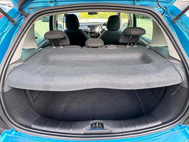 C3 エクスクルーシブ ETC/クルーズコントロール/キーレス/MTモード付/ABS/アルミホイール/フォグランプ/カーテンエアバッグ/サイドエアバッグ/障害物センサー/テレビ/ナビ/エアコン/パワステ/(13枚目)