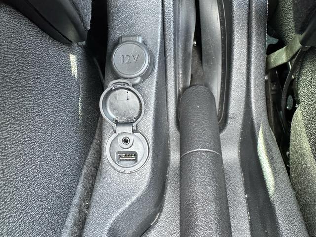 C3 エクスクルーシブ ETC/クルーズコントロール/キーレス/MTモード付/ABS/アルミホイール/フォグランプ/カーテンエアバッグ/サイドエアバッグ/障害物センサー/テレビ/ナビ/エアコン/パワステ/(46枚目)