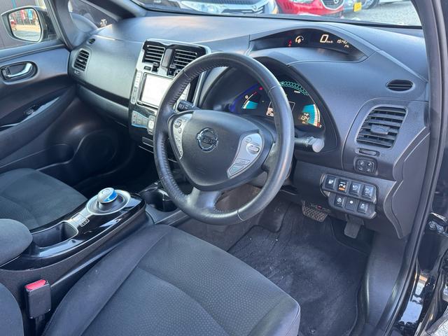 リーフ Ｘ（２４ｋｗｈ）　バックカメラ／ドライブレコーダー／ＥＴＣ／スマートキー／Ｂｌｕｅｔｏｏｔｈ／衝突被害軽減ブレーキ／ＡＢＳ／フルセグテレビ／ナビ／アルミホイール／オートライト／ステアリングスイッチ／衝突安全ボディー（8枚目）