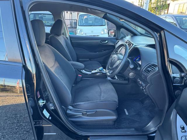 リーフ Ｘ（２４ｋｗｈ）　バックカメラ／ドライブレコーダー／ＥＴＣ／スマートキー／Ｂｌｕｅｔｏｏｔｈ／衝突被害軽減ブレーキ／ＡＢＳ／フルセグテレビ／ナビ／アルミホイール／オートライト／ステアリングスイッチ／衝突安全ボディー（9枚目）