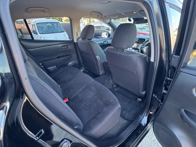 リーフ Ｘ（２４ｋｗｈ）　バックカメラ／ドライブレコーダー／ＥＴＣ／スマートキー／Ｂｌｕｅｔｏｏｔｈ／衝突被害軽減ブレーキ／ＡＢＳ／フルセグテレビ／ナビ／アルミホイール／オートライト／ステアリングスイッチ／衝突安全ボディー（11枚目）