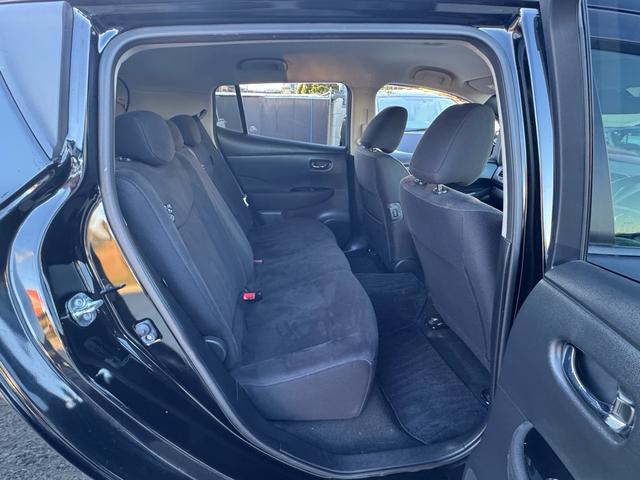 リーフ Ｘ（２４ｋｗｈ）　バックカメラ／ドライブレコーダー／ＥＴＣ／スマートキー／Ｂｌｕｅｔｏｏｔｈ／衝突被害軽減ブレーキ／ＡＢＳ／フルセグテレビ／ナビ／アルミホイール／オートライト／ステアリングスイッチ／衝突安全ボディー（12枚目）