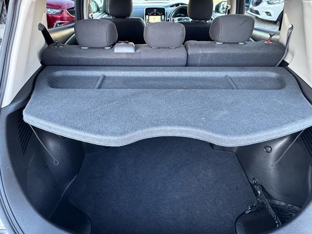 リーフ Ｘ（２４ｋｗｈ）　バックカメラ／ドライブレコーダー／ＥＴＣ／スマートキー／Ｂｌｕｅｔｏｏｔｈ／衝突被害軽減ブレーキ／ＡＢＳ／フルセグテレビ／ナビ／アルミホイール／オートライト／ステアリングスイッチ／衝突安全ボディー（15枚目）