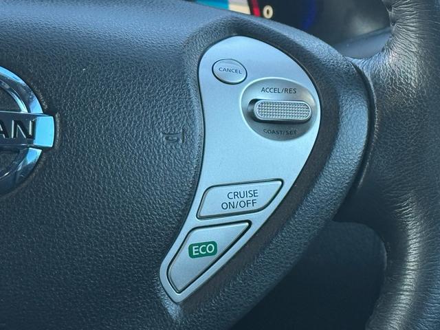 リーフ Ｘ（２４ｋｗｈ）　バックカメラ／ドライブレコーダー／ＥＴＣ／スマートキー／Ｂｌｕｅｔｏｏｔｈ／衝突被害軽減ブレーキ／ＡＢＳ／フルセグテレビ／ナビ／アルミホイール／オートライト／ステアリングスイッチ／衝突安全ボディー（20枚目）