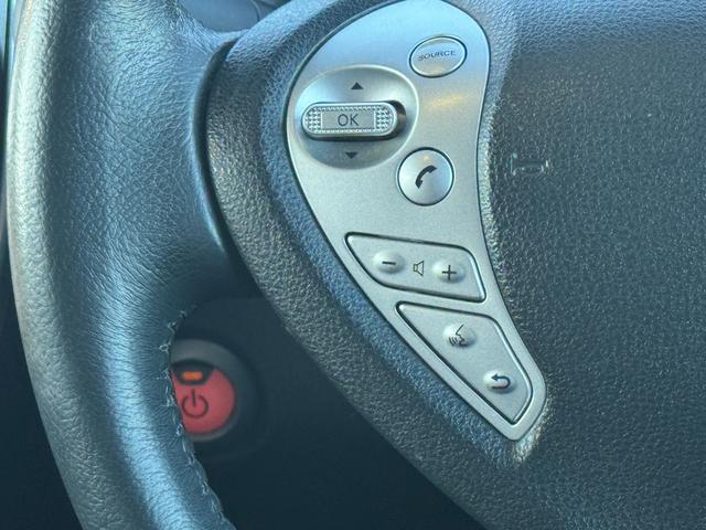 リーフ Ｘ（２４ｋｗｈ）　バックカメラ／ドライブレコーダー／ＥＴＣ／スマートキー／Ｂｌｕｅｔｏｏｔｈ／衝突被害軽減ブレーキ／ＡＢＳ／フルセグテレビ／ナビ／アルミホイール／オートライト／ステアリングスイッチ／衝突安全ボディー（21枚目）