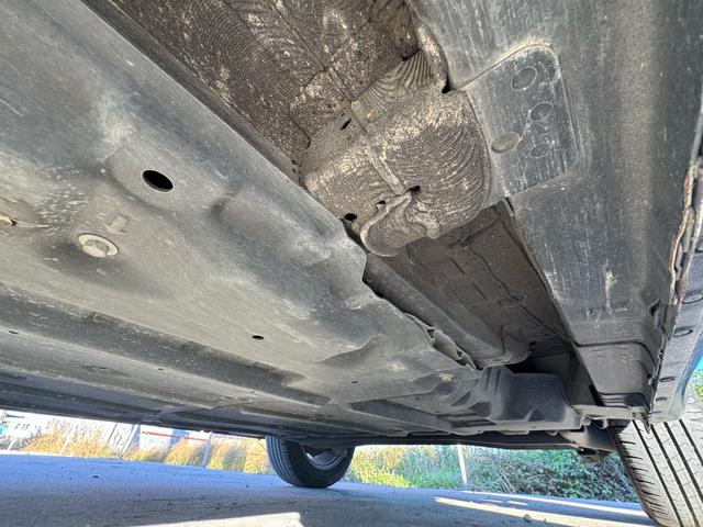 リーフ Ｘ（２４ｋｗｈ）　バックカメラ／ドライブレコーダー／ＥＴＣ／スマートキー／Ｂｌｕｅｔｏｏｔｈ／衝突被害軽減ブレーキ／ＡＢＳ／フルセグテレビ／ナビ／アルミホイール／オートライト／ステアリングスイッチ／衝突安全ボディー（69枚目）