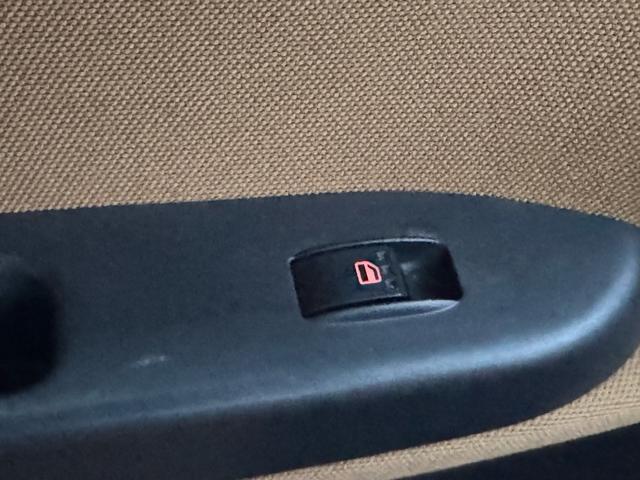 ミラジーノ X キーレス/ABS/運転席エアバッグ/助手席エアバッグ/エアコン/パワステ/CD/パワーウインドウ(38枚目)