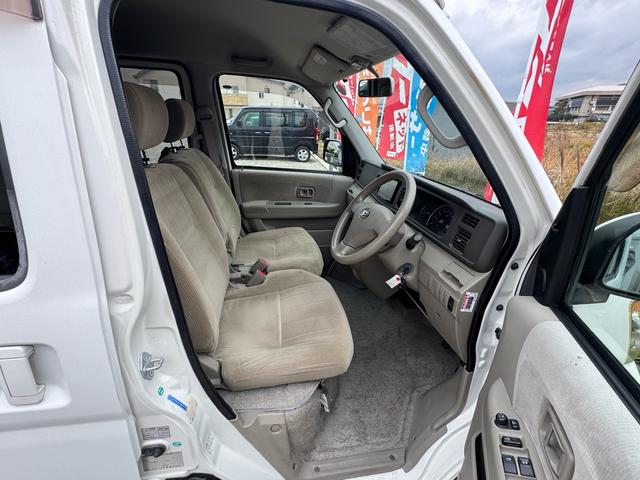 アトレーワゴン 　ワゴン６６０フレンドシップリヤシートリフト４名／タイミングチェーン／ターボ／キーレス／ＡＢＳ／テレビ／ナビ／エアコン／パワーウインドウ／運転席エアバッグ／助手席エアバッグ／福祉車両／寒冷地仕様車（8枚目）