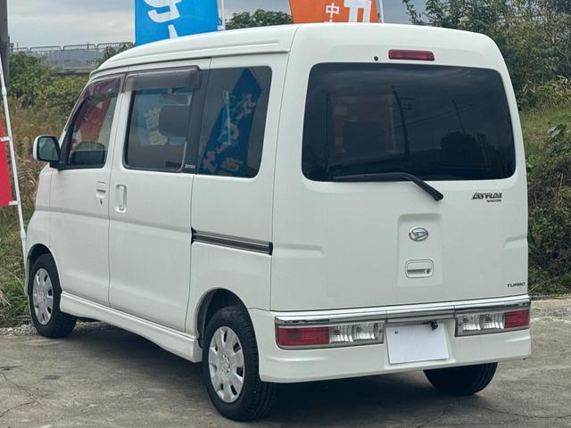 アトレーワゴン 　ワゴン６６０フレンドシップリヤシートリフト４名／タイミングチェーン／ターボ／キーレス／ＡＢＳ／テレビ／ナビ／エアコン／パワーウインドウ／運転席エアバッグ／助手席エアバッグ／福祉車両／寒冷地仕様車（28枚目）