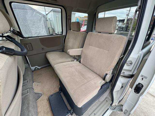 アトレーワゴン 　ワゴン６６０フレンドシップリヤシートリフト４名／タイミングチェーン／ターボ／キーレス／ＡＢＳ／テレビ／ナビ／エアコン／パワーウインドウ／運転席エアバッグ／助手席エアバッグ／福祉車両／寒冷地仕様車（38枚目）