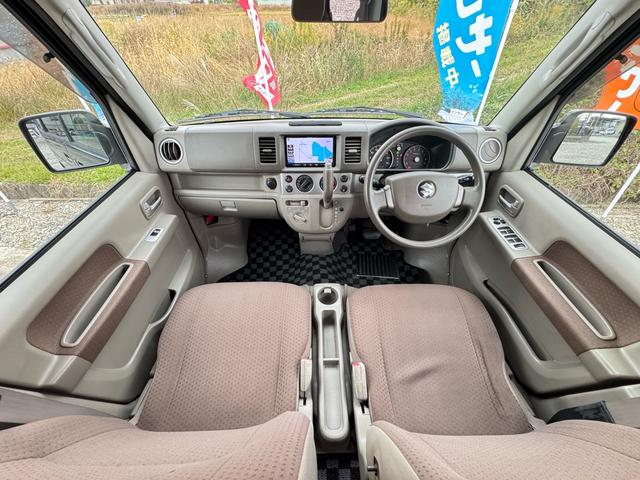 エブリイワゴン ＪＰターボ　キーレス／ＥＴＣ／タイミングチェーン／ナビ／ＡＢＳ／アルミホイール／パワーウインドウ／ＣＤ／運転席エアバッグ／助手席エアバッグ／エアコン／パワステ（4枚目）