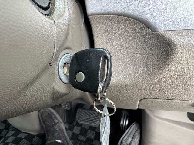 エブリイワゴン ＪＰターボ　キーレス／ＥＴＣ／タイミングチェーン／ナビ／ＡＢＳ／アルミホイール／パワーウインドウ／ＣＤ／運転席エアバッグ／助手席エアバッグ／エアコン／パワステ（16枚目）