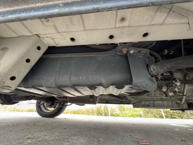 エブリイワゴン ＪＰターボ　キーレス／ＥＴＣ／タイミングチェーン／ナビ／ＡＢＳ／アルミホイール／パワーウインドウ／ＣＤ／運転席エアバッグ／助手席エアバッグ／エアコン／パワステ（51枚目）