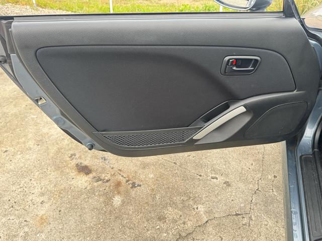 コペン アクティブトップ　キーレス／ターボ／ＥＴＣ／アルミホイール／フォグランプ／ルーフ開閉問題なし／ＡＢＳ／パワーウインドウ／エアコン／パワステ／運転席エアバッグ／助手席エアバッグ／ＭＴモード付（44枚目）