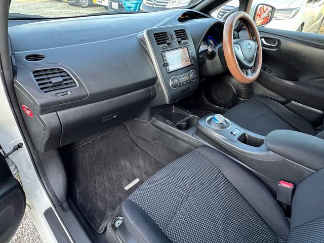 リーフ S(30kwh) 電気自動車/BEV/Bluetooth/バックカメラ/ETC/エマージェンシーブレーキ/ドライブレコーダー/プッシュスタート/スマートキー2本/ABS/ESC/シートヒーター/ステアリングヒーター(39枚目)