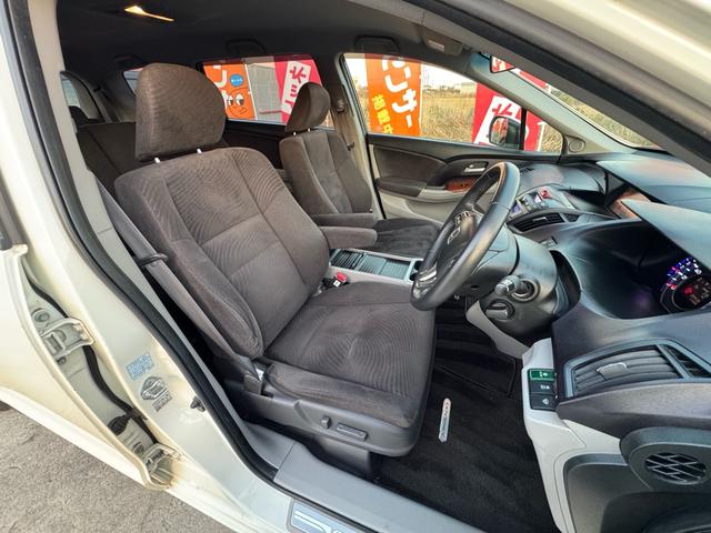 オデッセイ Ｌ　スマートキー／ＥＴＣ／ＡＢＳ／Ｂｌｕｅｔｏｏｔｈ／電動シート／全周囲カメラ／バックカメラ／サイドカメラ／クルーズコントロール／７人乗り／純正アルミホイール／ＨＩＤ／ＤＶＤ／盗難防止システム／エアバッグ（10枚目）