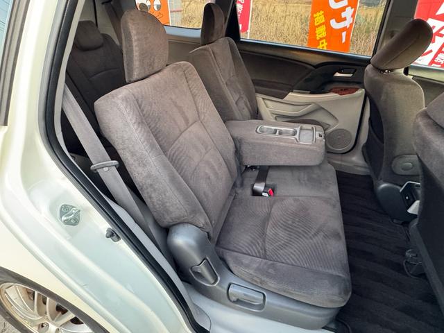 オデッセイ Ｌ　スマートキー／ＥＴＣ／ＡＢＳ／Ｂｌｕｅｔｏｏｔｈ／電動シート／全周囲カメラ／バックカメラ／サイドカメラ／クルーズコントロール／７人乗り／純正アルミホイール／ＨＩＤ／ＤＶＤ／盗難防止システム／エアバッグ（13枚目）