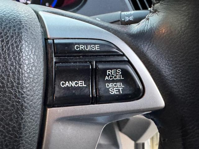 オデッセイ Ｌ　スマートキー／ＥＴＣ／ＡＢＳ／Ｂｌｕｅｔｏｏｔｈ／電動シート／全周囲カメラ／バックカメラ／サイドカメラ／クルーズコントロール／７人乗り／純正アルミホイール／ＨＩＤ／ＤＶＤ／盗難防止システム／エアバッグ（30枚目）